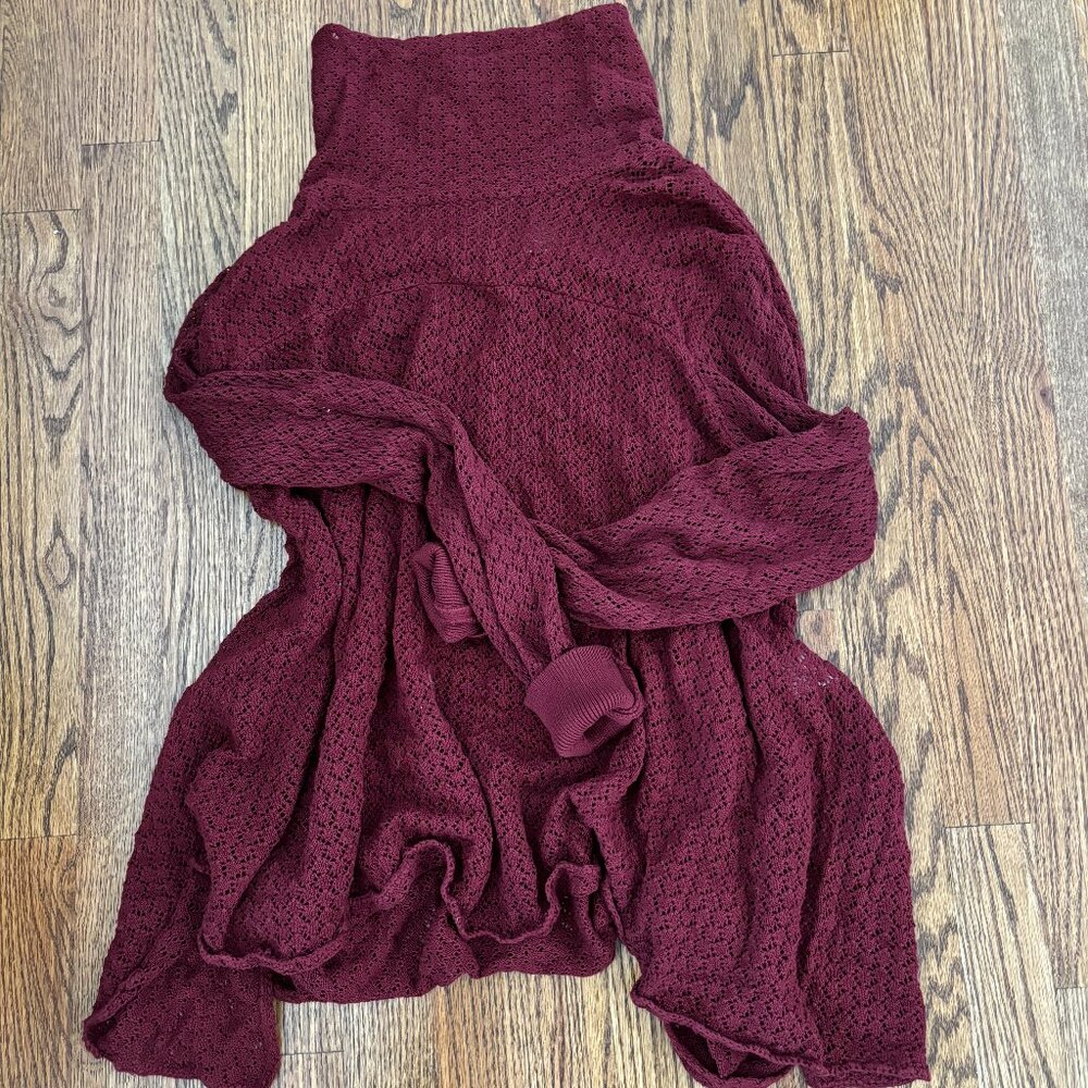 Oneill Burgundy Sweater Size M